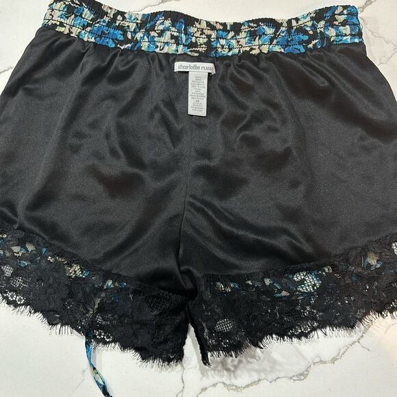 Charlotte Russe | Blue Floral Black Lace Women’s Casual Summer Shorts - Picture 9 of 10